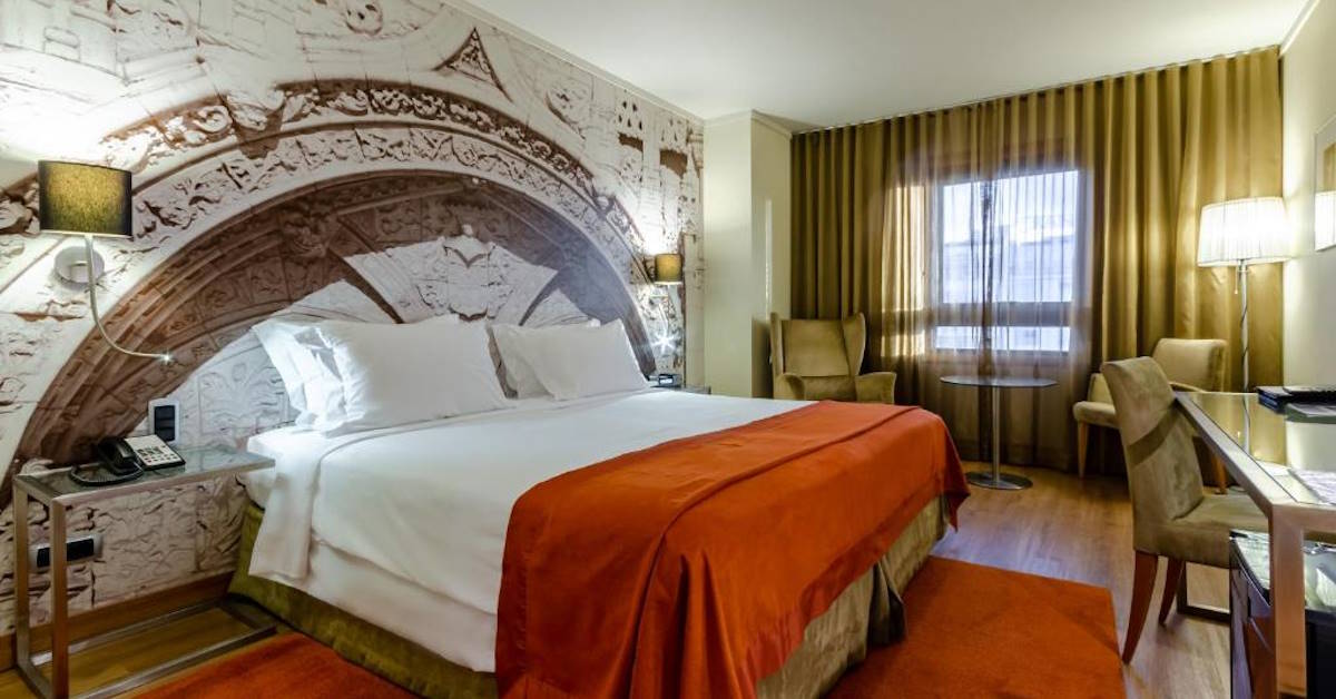 Hotel Marques De Pombal Bedroom