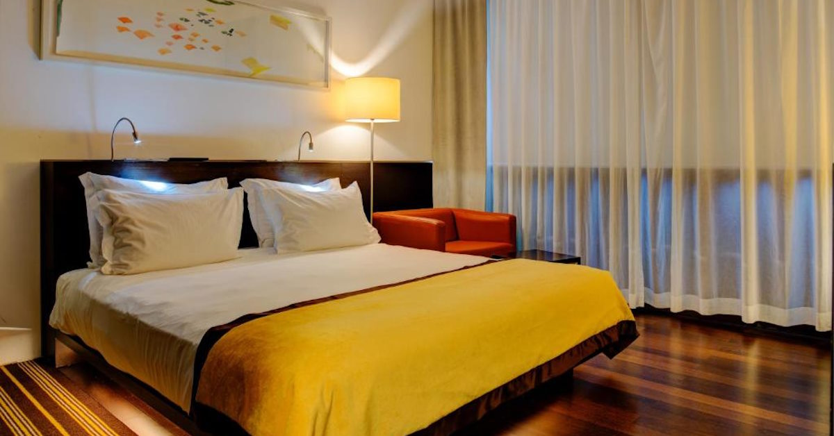 VIP Grand Lisboa Hotel & Spa Bedroom