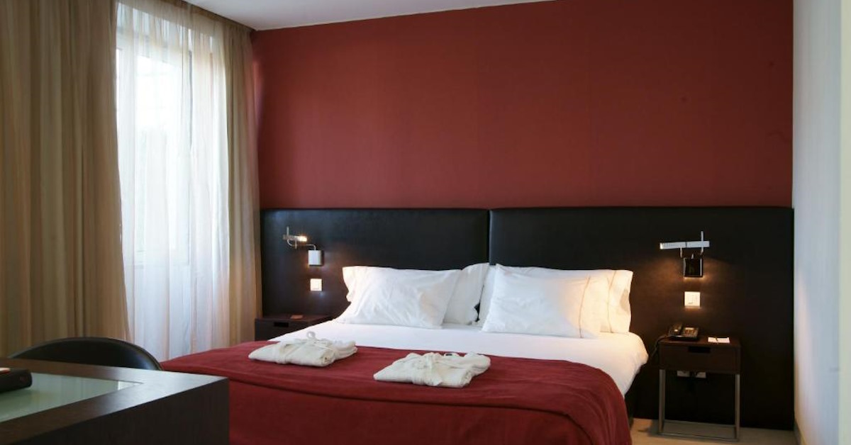 Hotel Jeronimos 8 Bedroom