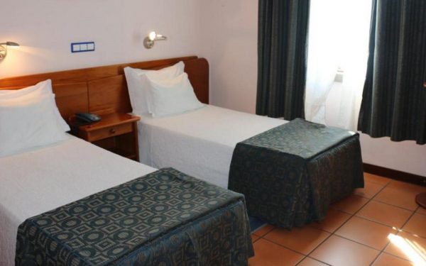מלון דירות לתיירים ורדמאר, האיים האזוריים